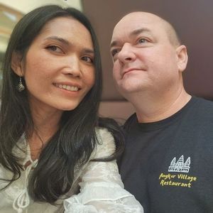 Meet your Posher, Monorea